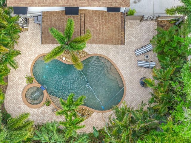 786 59TH AVENUE NE, St Petersburg, FL 33703