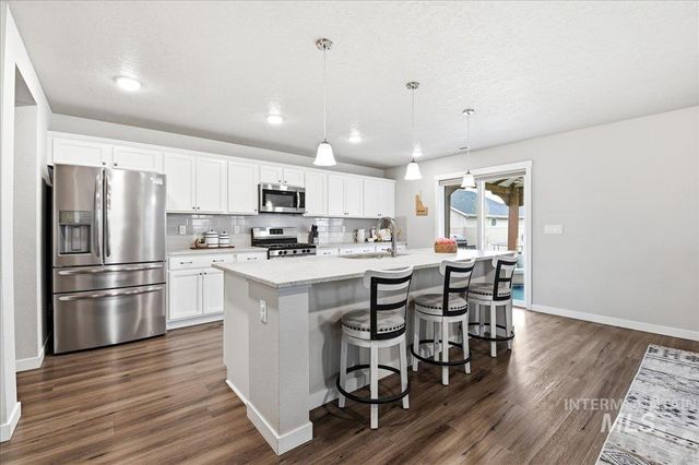 11421 W Belgrave St, Nampa, ID 83651