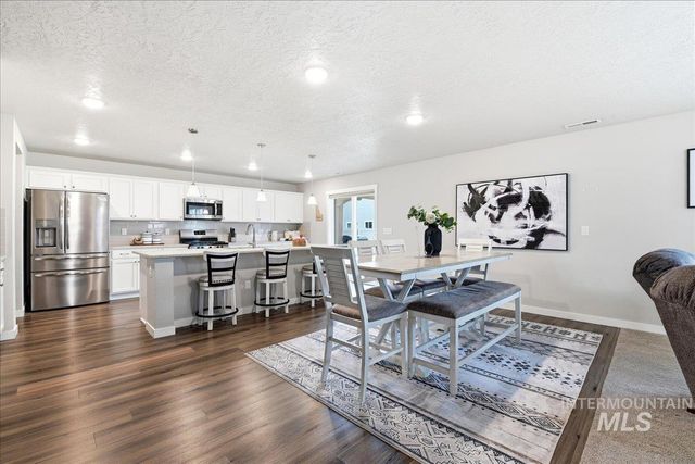 11421 W Belgrave St, Nampa, ID 83651