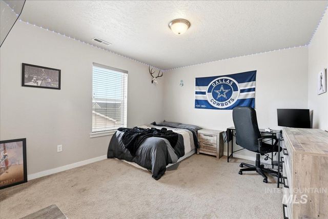 11421 W Belgrave St, Nampa, ID 83651