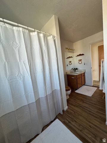 3718 S BRONCO CIR, Magna, UT 84044