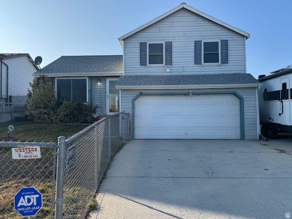 3718 S BRONCO CIR, Magna, UT 84044