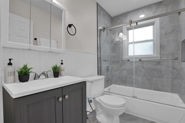2217 Grasmere Avenue, Columbus, OH 43211