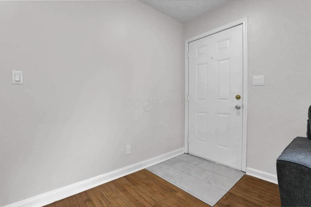 2217 Grasmere Avenue, Columbus, OH 43211