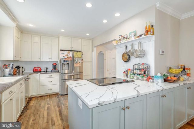 3209 THORNAPPLE ST, Chevy Chase, MD 20815