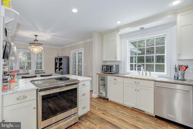 3209 THORNAPPLE ST, Chevy Chase, MD 20815