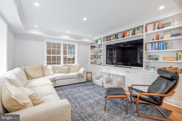 3209 THORNAPPLE ST, Chevy Chase, MD 20815