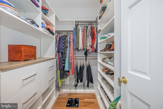 3209 THORNAPPLE ST, Chevy Chase, MD 20815