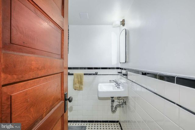 3209 THORNAPPLE ST, Chevy Chase, MD 20815