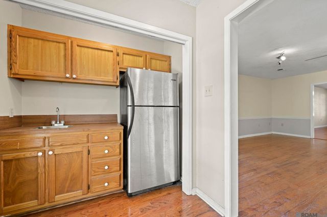 9384 S Riveroaks Dr, Baton Rouge, LA 70815