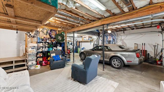 2294 N Highway 92, Jefferson City, TN 37760