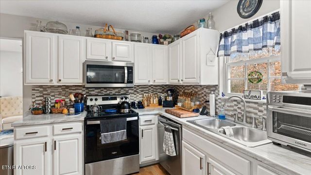 2294 N Highway 92, Jefferson City, TN 37760