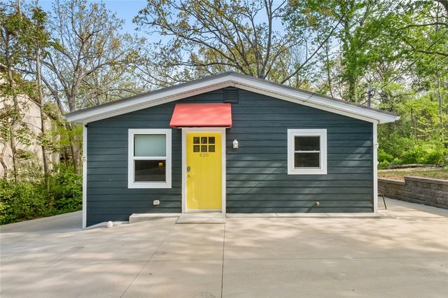426 W Lawson Street, Fayetteville, AR 72703
