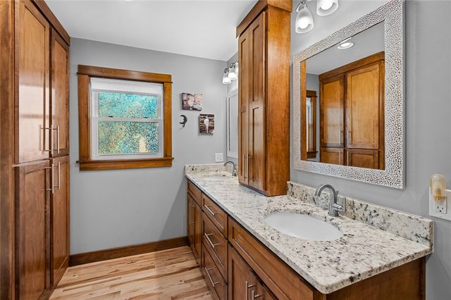 426 W Lawson Street, Fayetteville, AR 72703