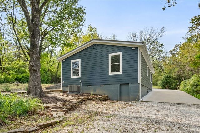 426 W Lawson Street, Fayetteville, AR 72703