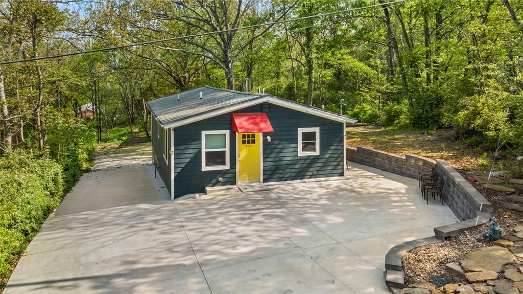 426 W Lawson Street, Fayetteville, AR 72703