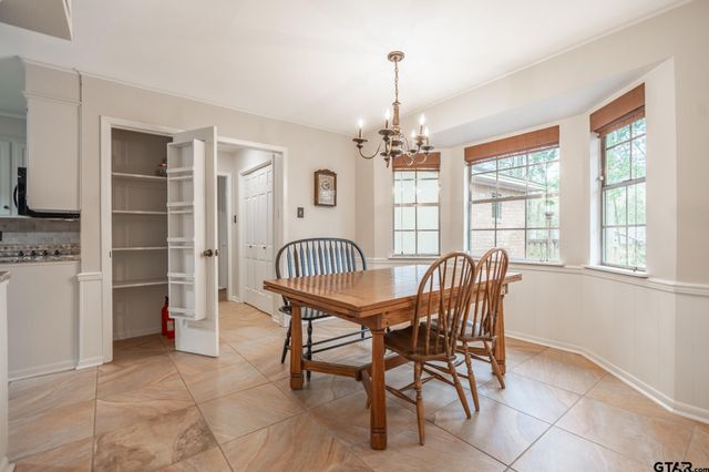 5028 Chad Dr, Tyler, TX 75703