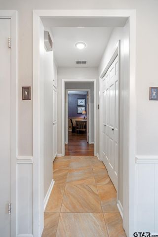 5028 Chad Dr, Tyler, TX 75703