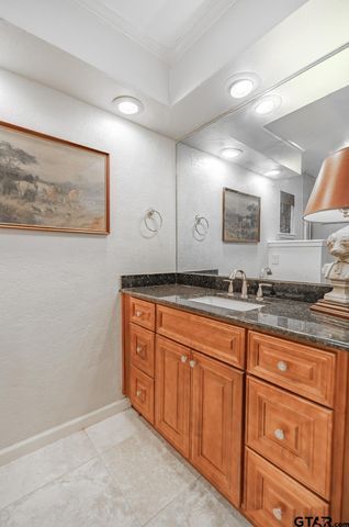 5028 Chad Dr, Tyler, TX 75703