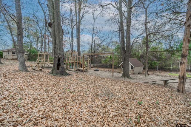 5028 Chad Dr, Tyler, TX 75703