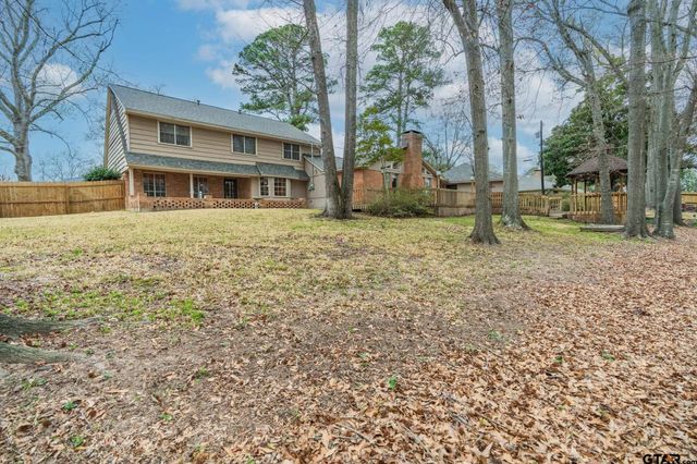 5028 Chad Dr, Tyler, TX 75703