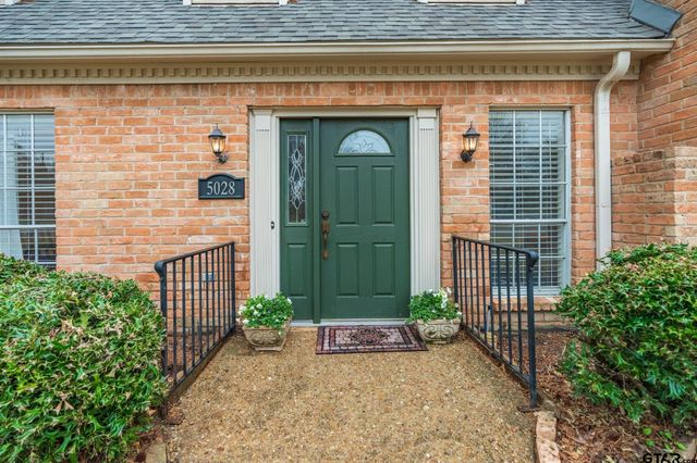 5028 Chad Dr, Tyler, TX 75703