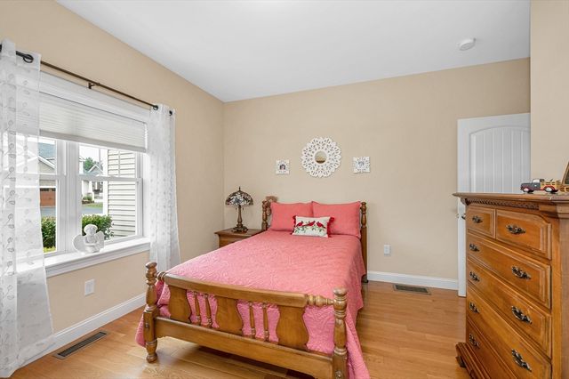 12 Fox Hill Lane 12, Dracut, MA 01826