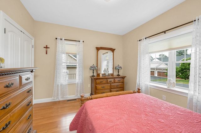 12 Fox Hill Lane 12, Dracut, MA 01826
