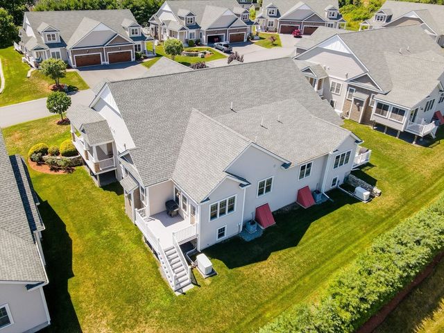 12 Fox Hill Lane 12, Dracut, MA 01826