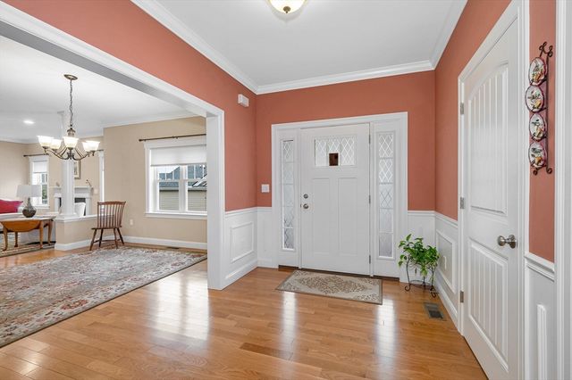 12 Fox Hill Lane 12, Dracut, MA 01826
