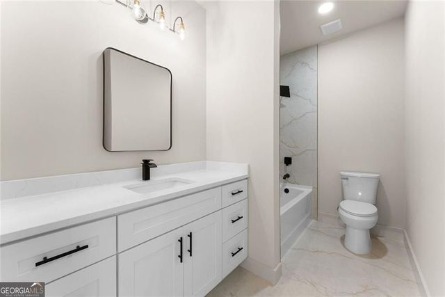 384 Oakland Drive, Gainesville, GA 30501