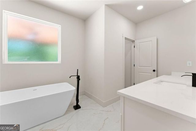 384 Oakland Drive, Gainesville, GA 30501