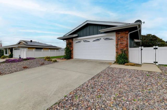 12415 Horado Road, San Diego, CA 92128