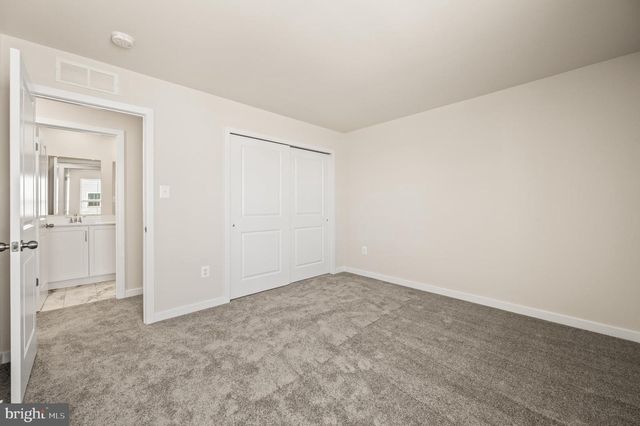 340 APPLEFORD CIR, Bear, DE 19701