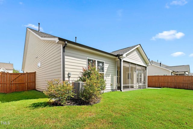 3735 Autumn Creek Drive, Fuquay Varina, NC 27526