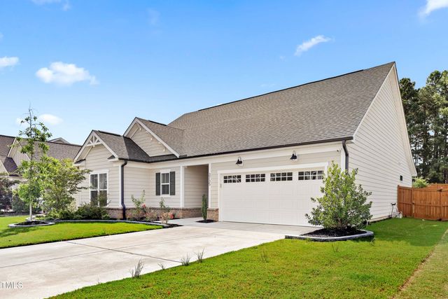 3735 Autumn Creek Drive, Fuquay Varina, NC 27526