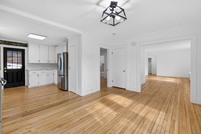 1668 Hartford Avenue, Hartford, VT 05001