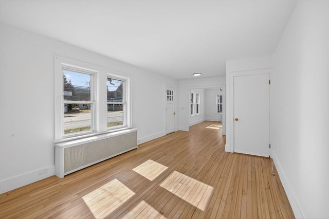 1668 Hartford Avenue, Hartford, VT 05001