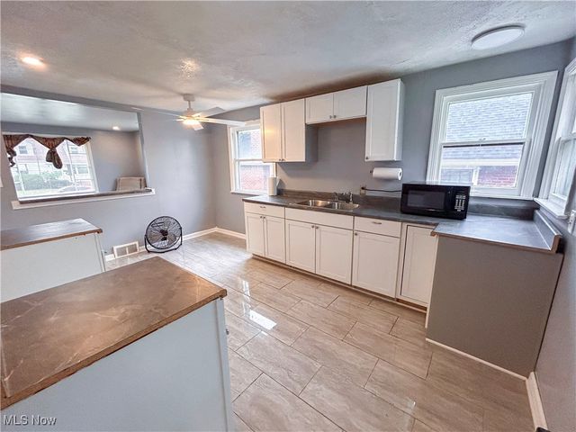 1313 Humbolt Avenue, Youngstown, OH 44502