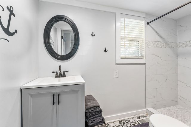 716 Still Point Rd, Smithville, TN 37166