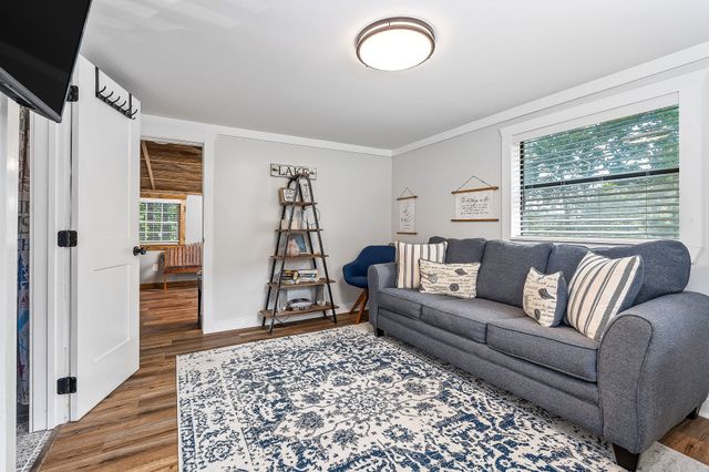 716 Still Point Rd, Smithville, TN 37166