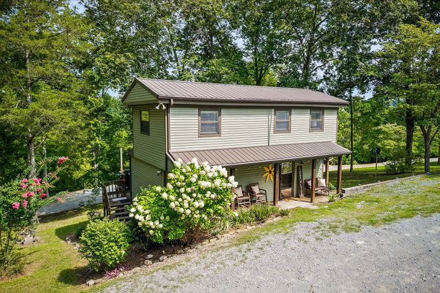 716 Still Point Rd, Smithville, TN 37166