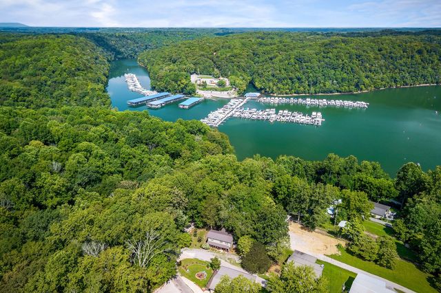 716 Still Point Rd, Smithville, TN 37166