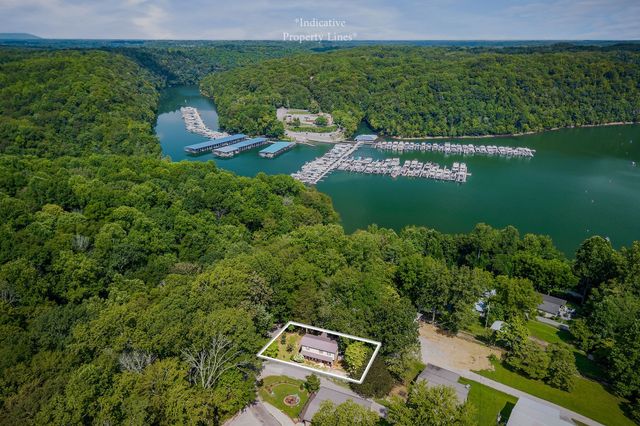 716 Still Point Rd, Smithville, TN 37166