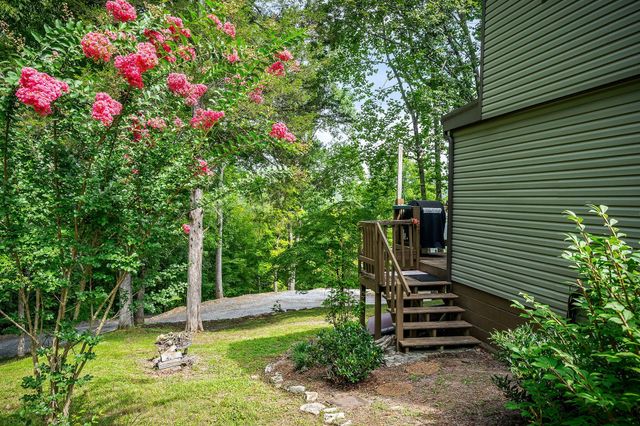 716 Still Point Rd, Smithville, TN 37166