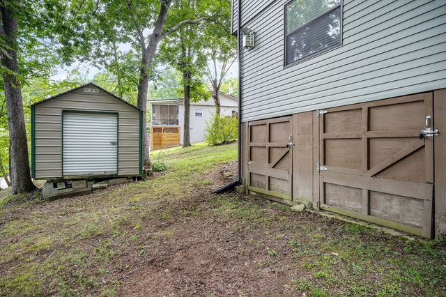 716 Still Point Rd, Smithville, TN 37166