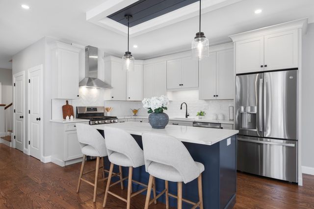 37 School St 37, Woburn, MA 01801