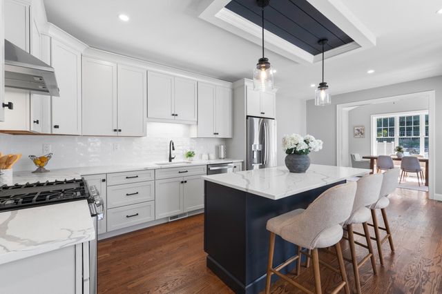 37 School St 37, Woburn, MA 01801