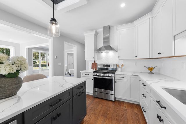37 School St 37, Woburn, MA 01801