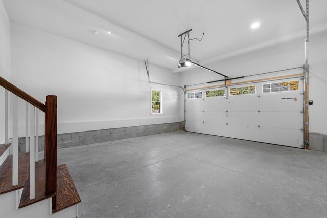 37 School St 37, Woburn, MA 01801